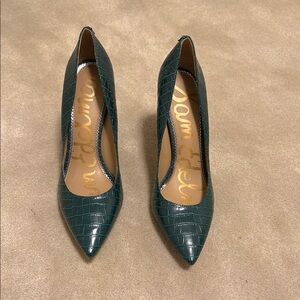 Sam Edelman Green Croc-Embossed Women's Heels